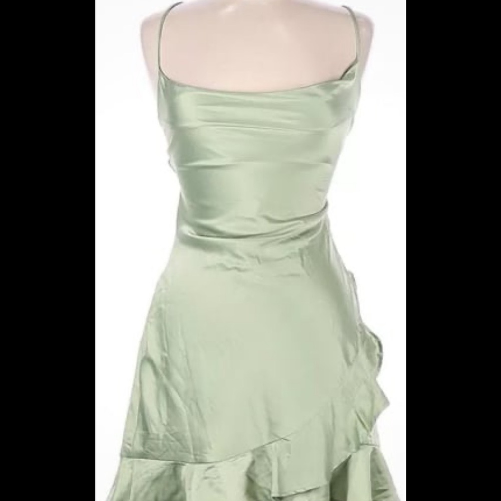 Princess Poly Lace Dress, size 6